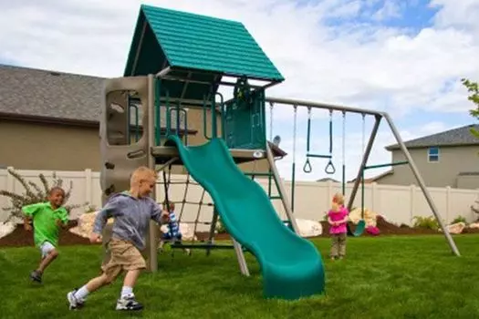 Металлическая площадка Lifetime Задний двор