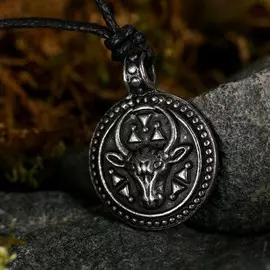 Амулет-брелок