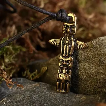 Амулет-брелок