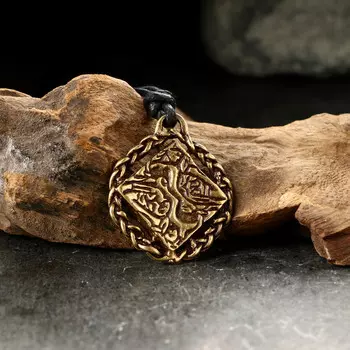 Амулет-брелок