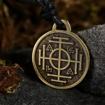 Амулет-брелок