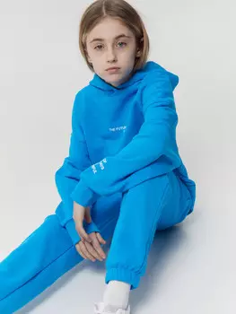 Анорак для девочек в голубом цвете с печатью