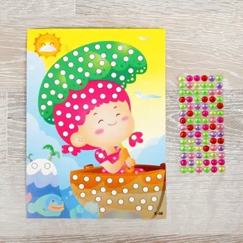 Аппликация круглыми стразами