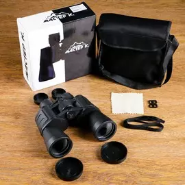 Бинокль 10х50,