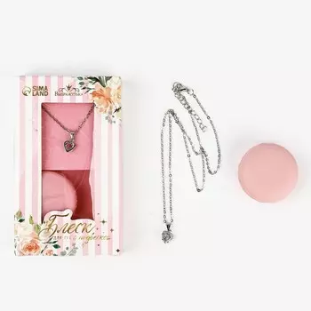 Блеск для губ с подвеской