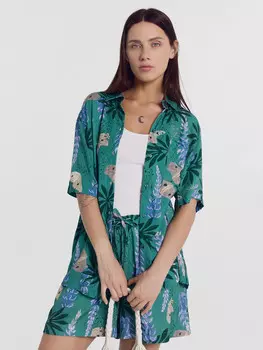 Блуза женская зеленая с цветами