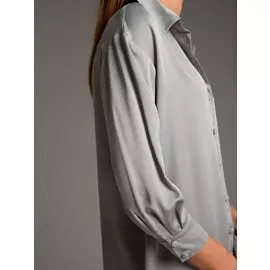 Блузка на пуговицах