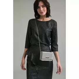 Блузка прямого кроя