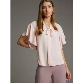 Блузка с бантом