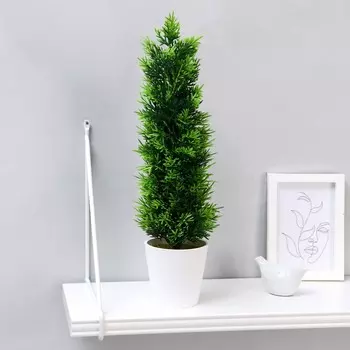 Искусственный цветок в горшке