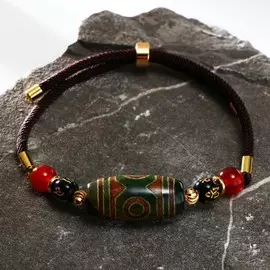 Браслет-оберег