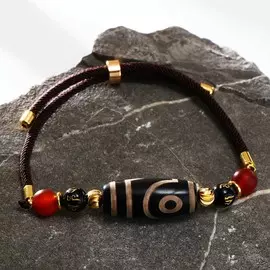 Браслет-оберег