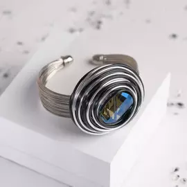 Браслет со стразами