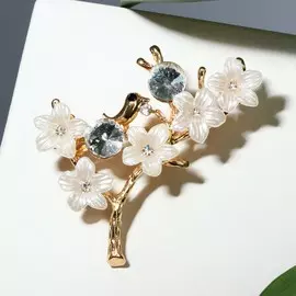 Брошь барокко