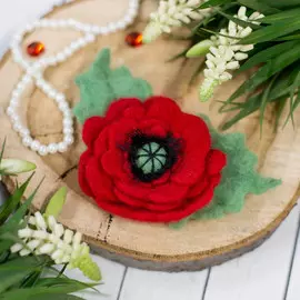 Валяние из шерсти. брошь