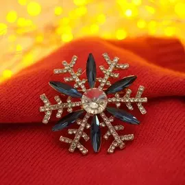 Брошь новогодняя