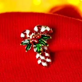 Брошь новогодняя