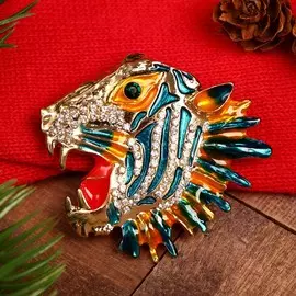 Брошь новогодняя