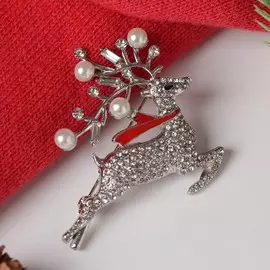 Брошь новогодняя