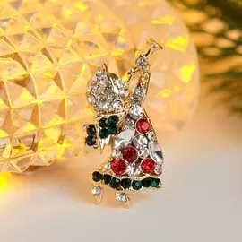 Брошь новогодняя