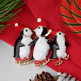 Брошь новогодняя