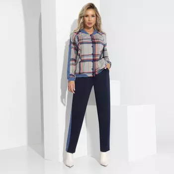 Брючный костюм