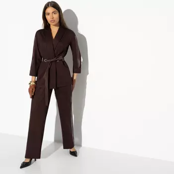 Брючный костюм