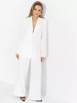 Брючный костюм