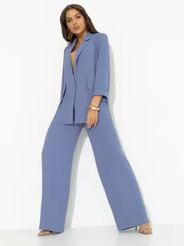 Брючный костюм