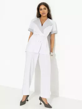 Брючный костюм