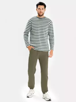 Брюки мужские текстильные в зеленом оттенке