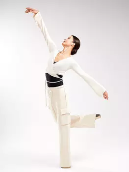 Брюки женские карго в бежевом цвете