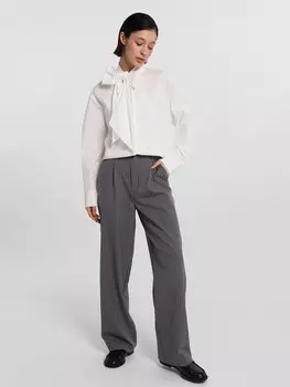 Брюки женские серые в полоску