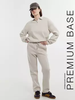 Брюки женские в бежевом цвете