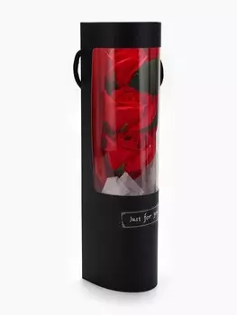 Букет из трех мыльных красных роз в колбе.