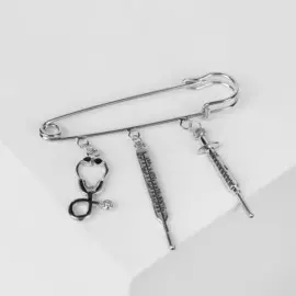 Булавка с подвесками