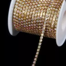 Цепь со стразами, с голографией, 2,5 мм, 9 ± 1 м, цвет золотой