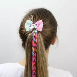 Цветная прядь косичка