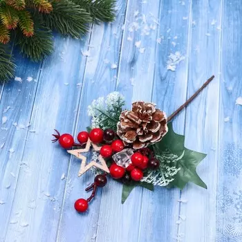 Еловая ветка декоративная