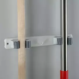 Держатель для швабр доляна, 2 отделения, с крючком 222,55 см, цвет белый