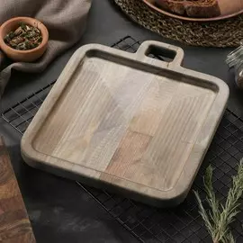 Доска деревянная для подачи