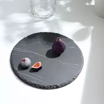 Доска для подачи из сланца