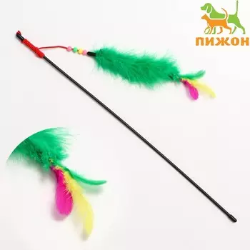Дразнилка-удочка с перьями, пуховым хвостиком и бусинами, зеленая