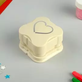 Дырокол фигурный магнитный