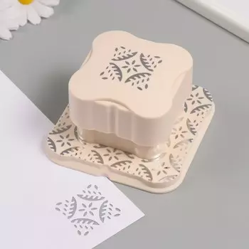 Дырокол фигурный рисунок 3.83.8 см