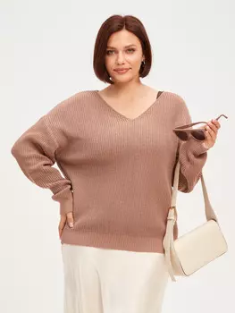 Джемпер оверсайз с вырезом