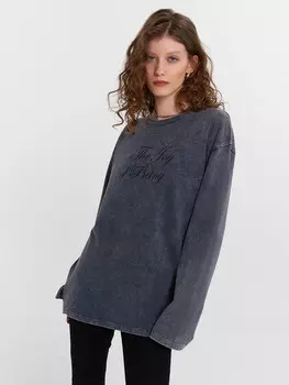 Джемпер женский черный с обработкой эйсид и надписью