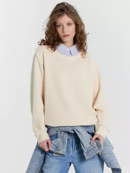 Джемпер женский кремовый с воротником, имитирующим рубашку