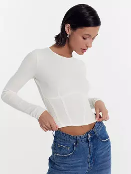 Джемпер женский в молочном цвете