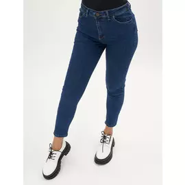 Джинсы зауженные